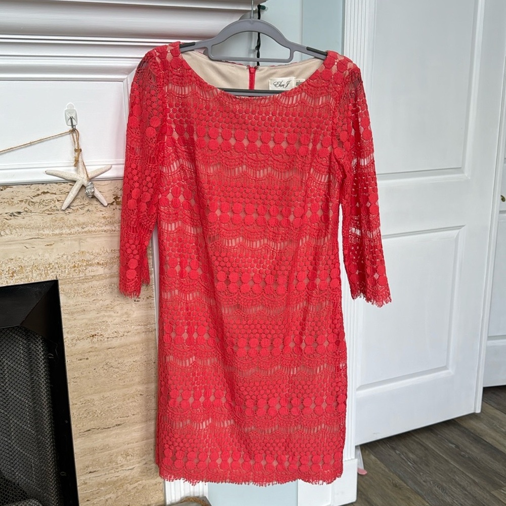 Eliza J 3/4 Length Sleeve Lace Shift Dress Coral Boat Neck Size 4